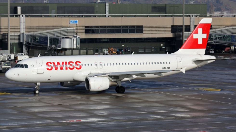Avion iz Beograda za Cirih prinudno sleteo u Nemačku zbog dima u kabini