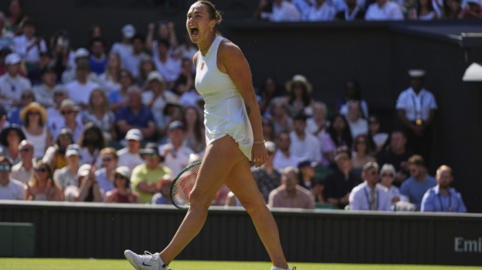 Sabalenka jedva nadigrala 37-glodišnju Nemicu i prošla u polufinale Vimbldona