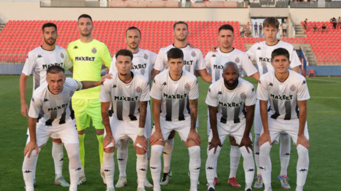 FK Partizan predstavio nove dresove za predstojeću sezonu