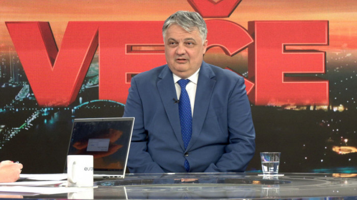 Lučić: Optužbe o hibridnom ratu su opasne i neistinite, Telekom Srbija pokreće tužbe protiv odgovornih