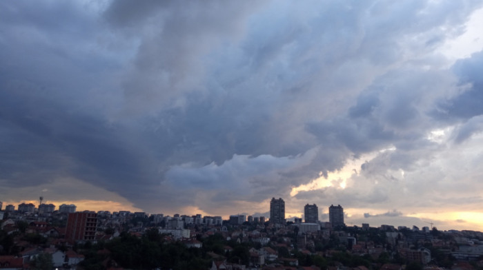 Hladno jutro, sunčan dan, a uveče stiže kiša: Kakvo nas vreme čeka danas i narednih sedam dana u Srbiji
