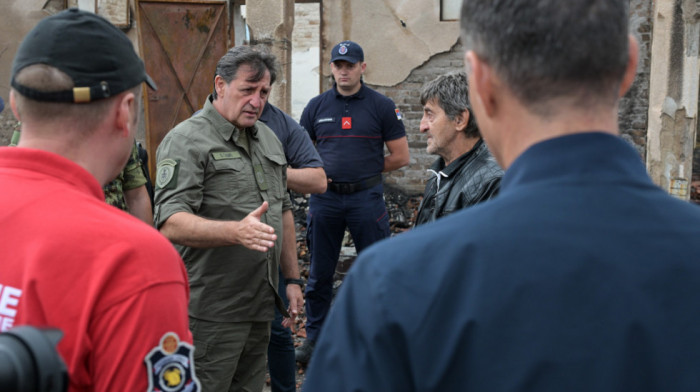 Gašić obišao područja pogođena požarom i porodice u okolini Kruševca