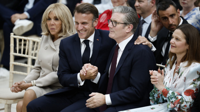 Starmer i Makron pozvali na jačanje pritiska na Putina zbog Ukrajine