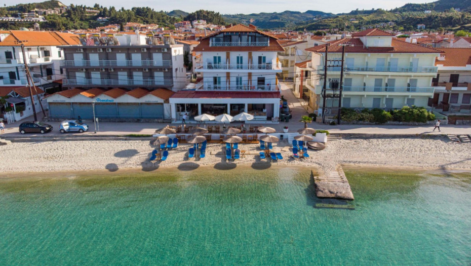 Srpski turisti prošli golgotu na Halkidikiju: Tri dana muke i stresa zbog naizgled bezazlenog prekršaja