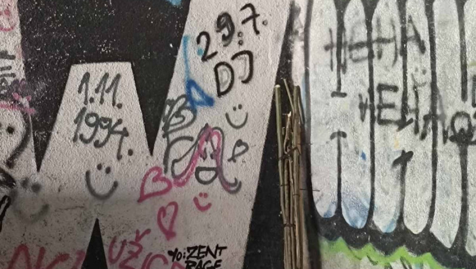 Policija u Užicu pronašla drvene motke u prolazu ispod Železničke stanice