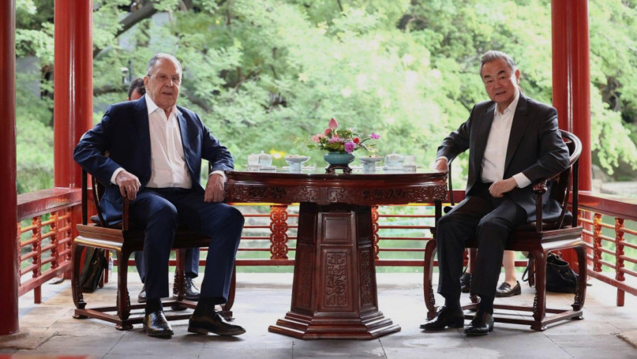 Lavrov i Vang razgovarali o perspektivama okončanja rata u Ukrajini i odnosima sa SAD