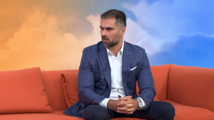 Mićin za Euronews: Policija je ispred Sajma, siguran sam da će adekvatno reagovati kako bi se sproveli ispiti na Pravnom