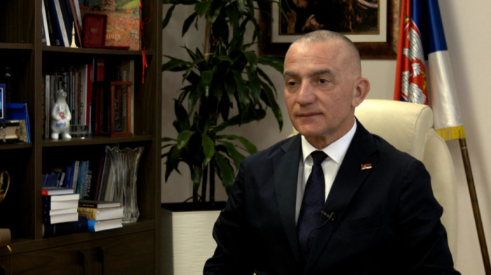 Vujić: Hapšenje pomoćnika direktora Kancelarije za KiM predstavlja grubo kršenje osnovnih ljudskih prava