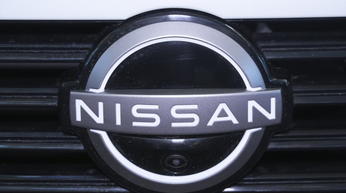 Nisan beleži manji godišnji gubitak i iznenađujući profit, uprkos brojnim izazovima