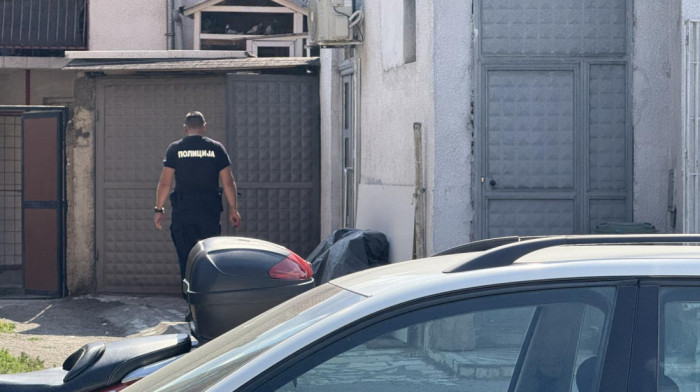 Tinejdžerku slučajno upucao brat: Novi detalji pucnjave u Novom Pazaru i prvi snimci sa lica mesta