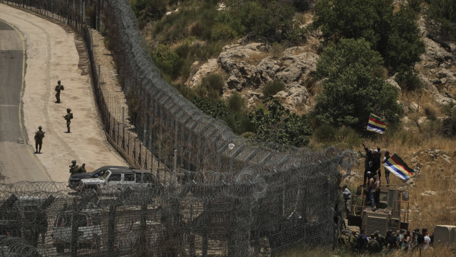 Američke i sirijske snage izvele vazdušne napade na skladišta oružja ISIS-a