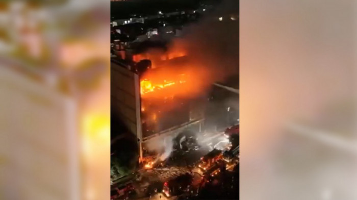 Najmanje 60 ljudi poginulo u požaru u tržnom centru u Iraku (VIDEO)