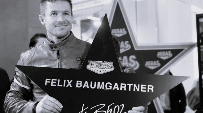 Feliks Baumgartner poginuo u Italiji!