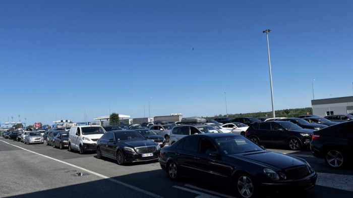 Gužve na granicama poslednjeg vikenda u julu: Kolone vozila na ulazima u zemlju