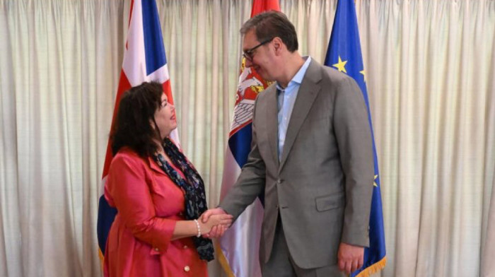 Vučić sa Pirs: Srbija spremna za nastavak otvorenog dijaloga i konstruktivne saradnje