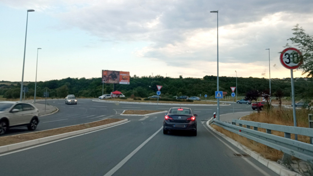 Putevi Srbije: Oprez zbog poledice, odrona, magle