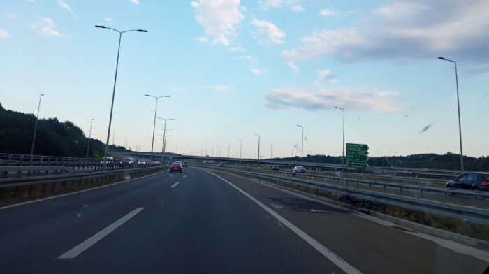 Svi putevi prohodni: U pojedinim delovima zemlje moguća poledica, magla i odroni