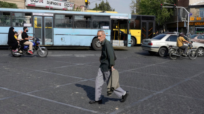 Teheran privremeno zatvara državne institucije zbog ekstremne vrućine