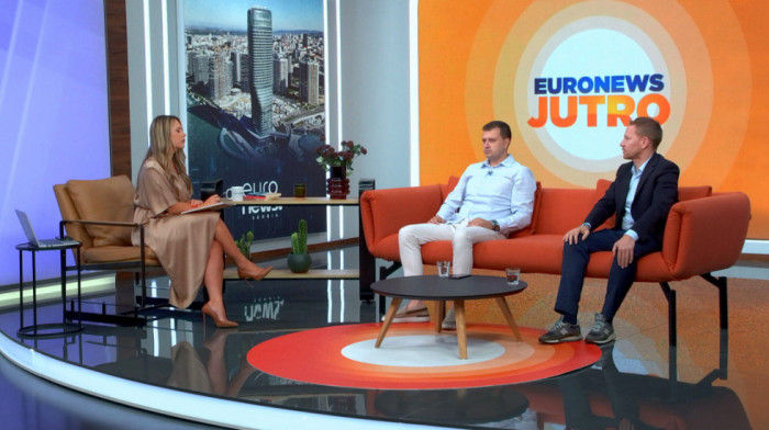 "Vlast se ne uzima blokadom domova, već ozbiljnom partijskom organizacijom": Dokle su dovele blokade ustanova i domova?