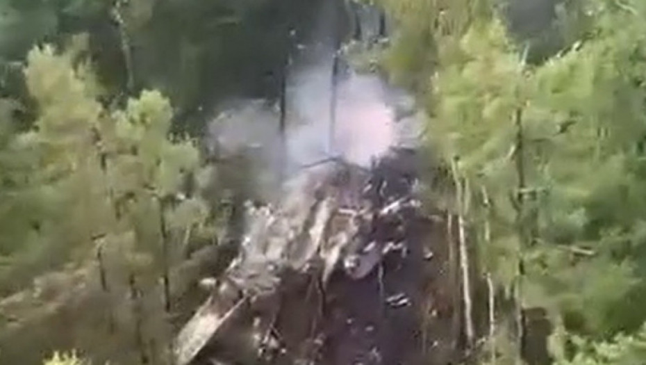 Prvi snimci sa mesta nesreće: Kako izgleda mesto pada aviona An-24 u Rusiji (VIDEO)