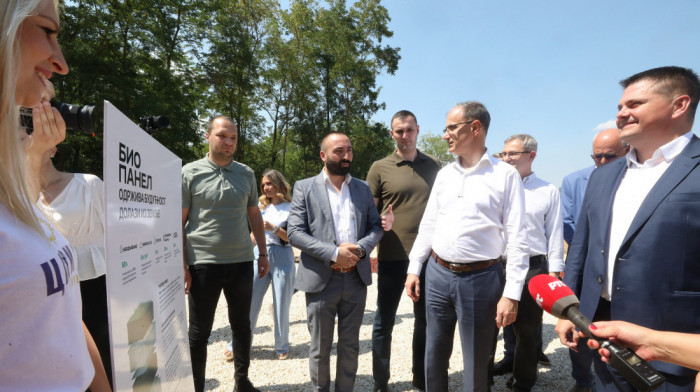 Analiza prvih 100 dana rada Vlade: Šta je Macutov najveći uspeh i koje su prednosti i mane njegovog odnosa sa javnošću