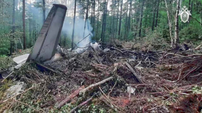 Vučić izrazio saučešće povodom avionske nesreće u Rusiji