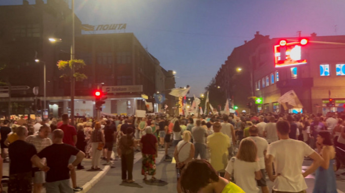 Protest u Valjevu protiv kopanja litijuma: Zborovi građana i studenti se okupili na poziv udruženja "Ne damo Jadar"