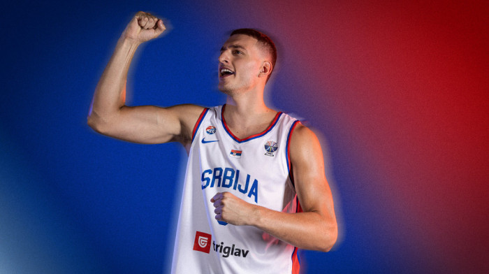 Košarkaši Srbije u novoj opremi na EP