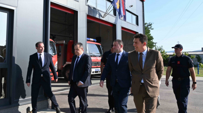 Dačić u Knjaževcu: MUP će nastaviti ulaganja u opremu, uslove rada i obuke pripadnika policije i vatrogasaca