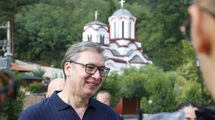 Vučić posetio Tumane: Obišao manastir sa igumanom Dimitrijem Plećevićem i najavio završetak brze saobraćajnice