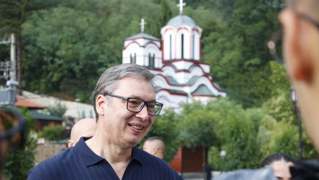 Vučić posetio Tumane: Obišao manastir sa igumanom Dimitrijem Plećevićem i najavio završetak brze saobraćajnice