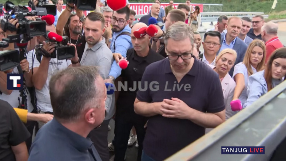 Vučić obišao Dunavski koridor: "Srebrno jezero će da eksplodira u turističkom smislu, treba uložiti u deo prema Kučevu"