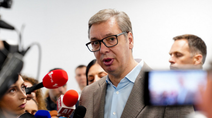 Vučić: Pripremamo novi program za srednji stalež, značiće i građanima Novog Pazara