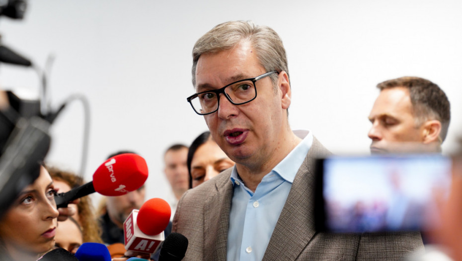 Vučić: Pripremamo novi program za srednji stalež, značiće i građanima Novog Pazara