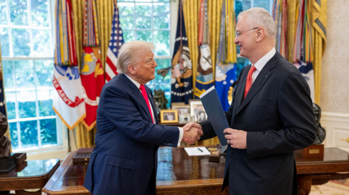 Šutanovac zvanično stupio na dužnost ambasadora, Trampu predao akreditive: "Učinimo naše partnerstvo ponovo velikim"
