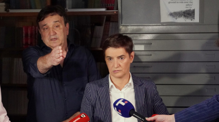 Otvoren SKC za građane: Brnabić poziva sve da vide posledice studentske blokade