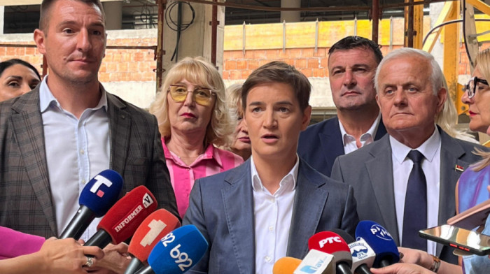 Brnabić: Nasilje pokazuje kako bi izgledala Srbija kada bi blokaderi pobedili