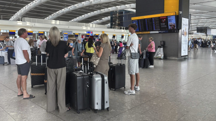 Kolaps na aerodromu Hitrou: Nova otkazivanja letova zbog kvara, pogođeni i drugi aerodromi u Britaniji