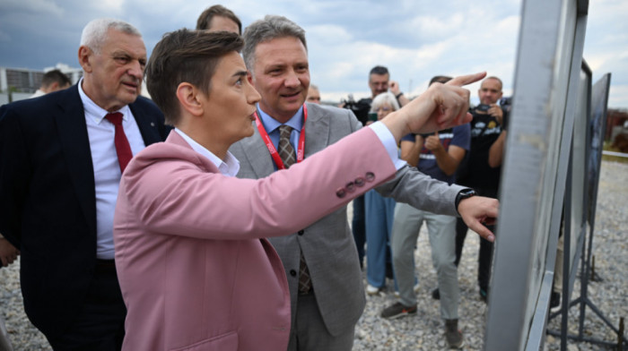 Brnabić u Kragujevcu: Važno je imati viziju, a ne da mrzite