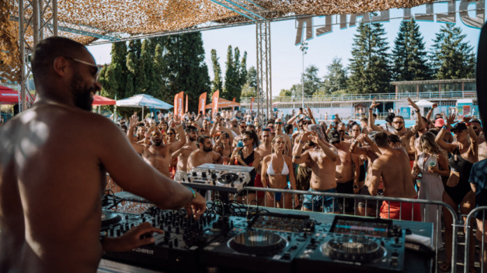 Ljubitelji aftera i žurki na bazenu, spremite kupaće! Tuborg Lovefest objavio satnicu nastupa za Beefeater H2O Stage