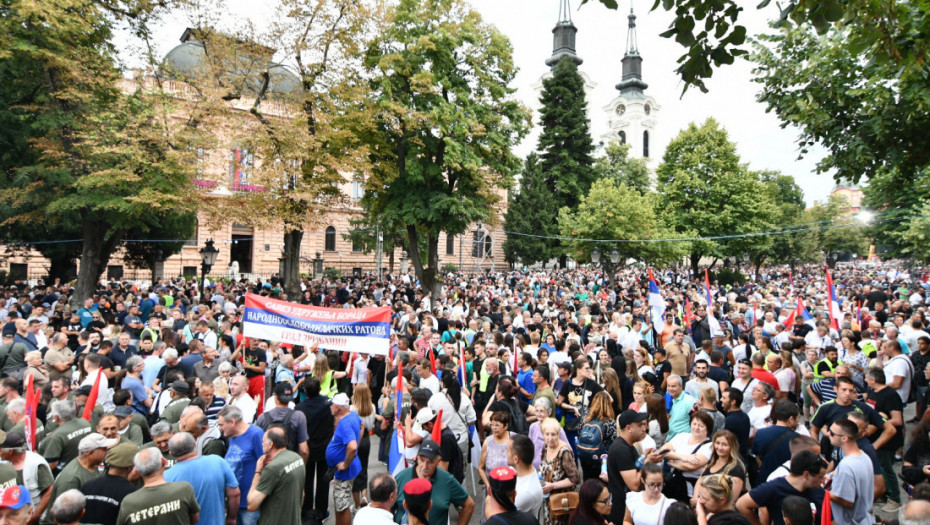 Dan sećanja na stradale u "Oluji": Građani koji su peške krenuli iz Novog Sada stigli u Sremske Karlovce