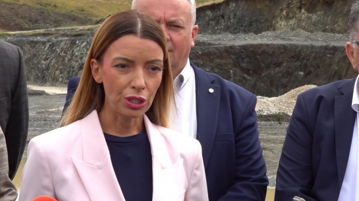Adrijana Mesarović obišla radove na izgradnji reciklažnog dvorišta na Zlatiboru