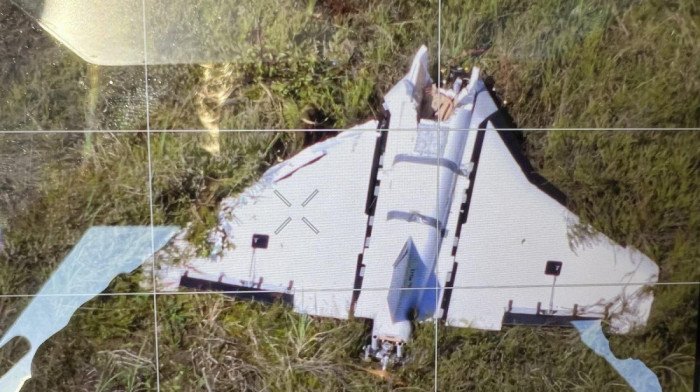Dron van kontrole sa eksplozivom iz Belorusije srušio se blizu litvanskog vojnog poligona – istraga u toku