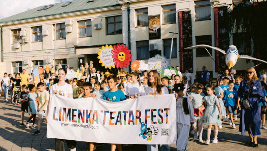 Ambalaža kao ulaznica: Limenka teatar fest u Kruševcu spaja umetnost i ekologiju