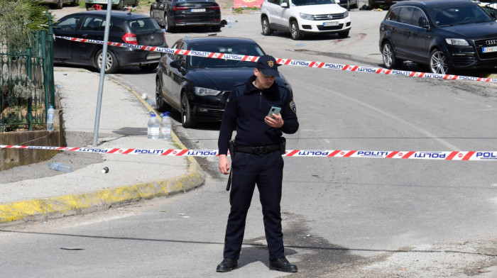 Vatreni obračun iz automobila: Jedan muškarac ubijen, više osoba povređeno u pucnjavi u Tetovu