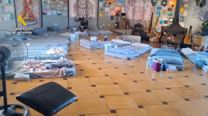 Policija u Španiji razbila ilegalni duhovni centar: Zaplenjene velike količine ajahuaske i San Pedra