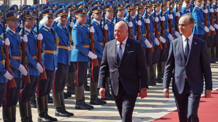 Austrijski kancelar u Srbiji: Svečani doček za Kristijana Štokera ispred Palate Srbija