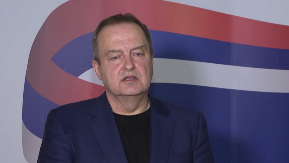Dačić: Masovni napad na pristalice SNS u Novom Sadu, upozoravamo sve da ne krše zakon
