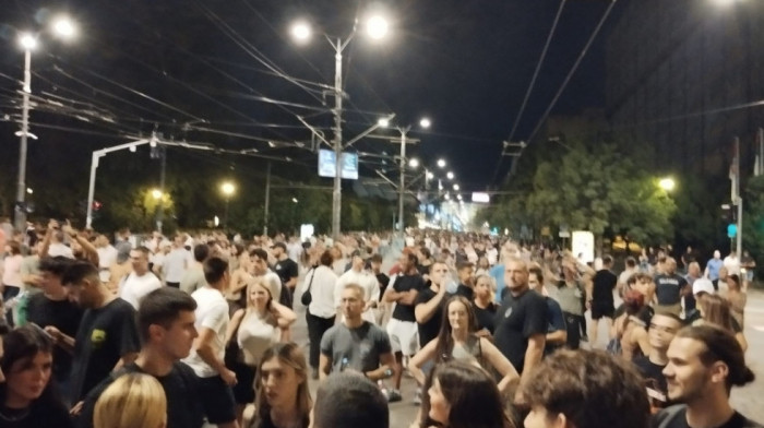 Izvestiteljka UN u autorskom tekstu za EUobserver: Potrebna istraga o navodnoj upotrebi zvučnog topa u Beogradu