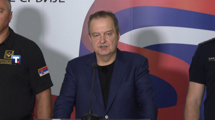 Dačić: Normalizovana situacija u Beogradu, povređena najmanje 42 policajca